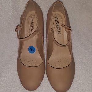 Nude heels chunky heel